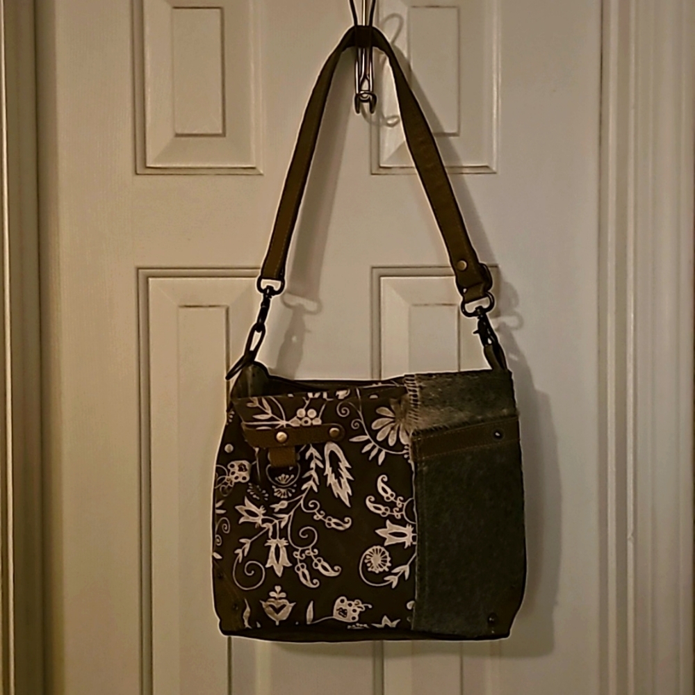 Myra bag